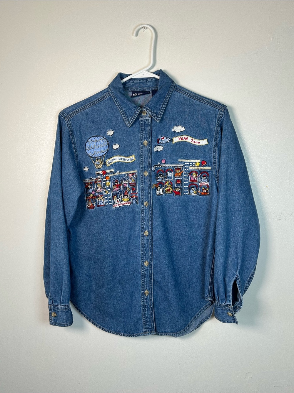 VTG Solutions Casualwear Millennium Denim Long Sleeve Button up Shirt Womens PS